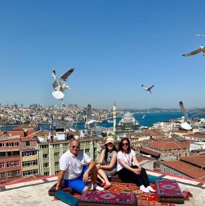 duygu the guide istanbul