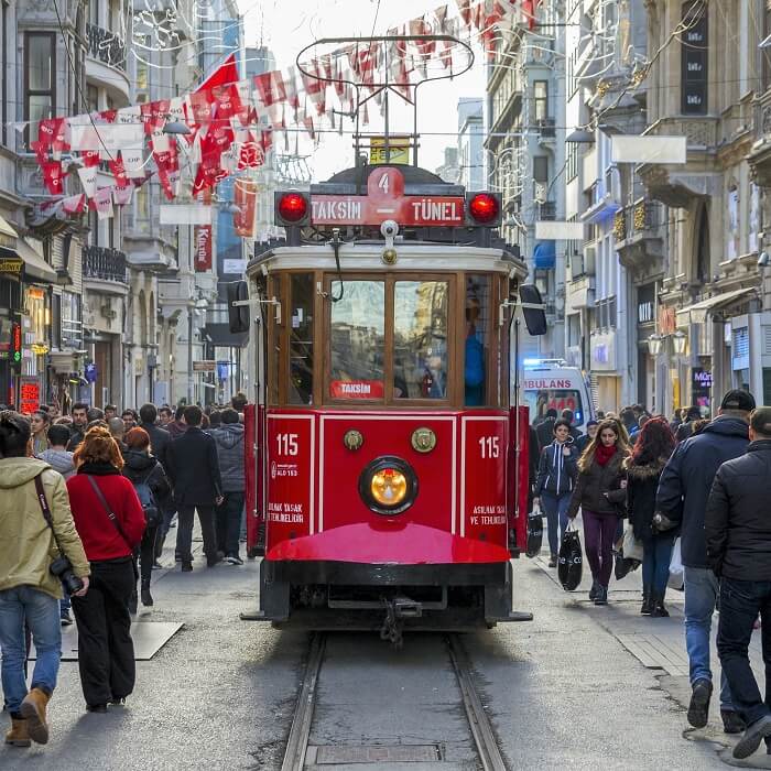 istanbul istiklal street